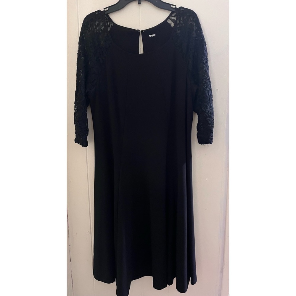 Black dress with medium lace sleeves